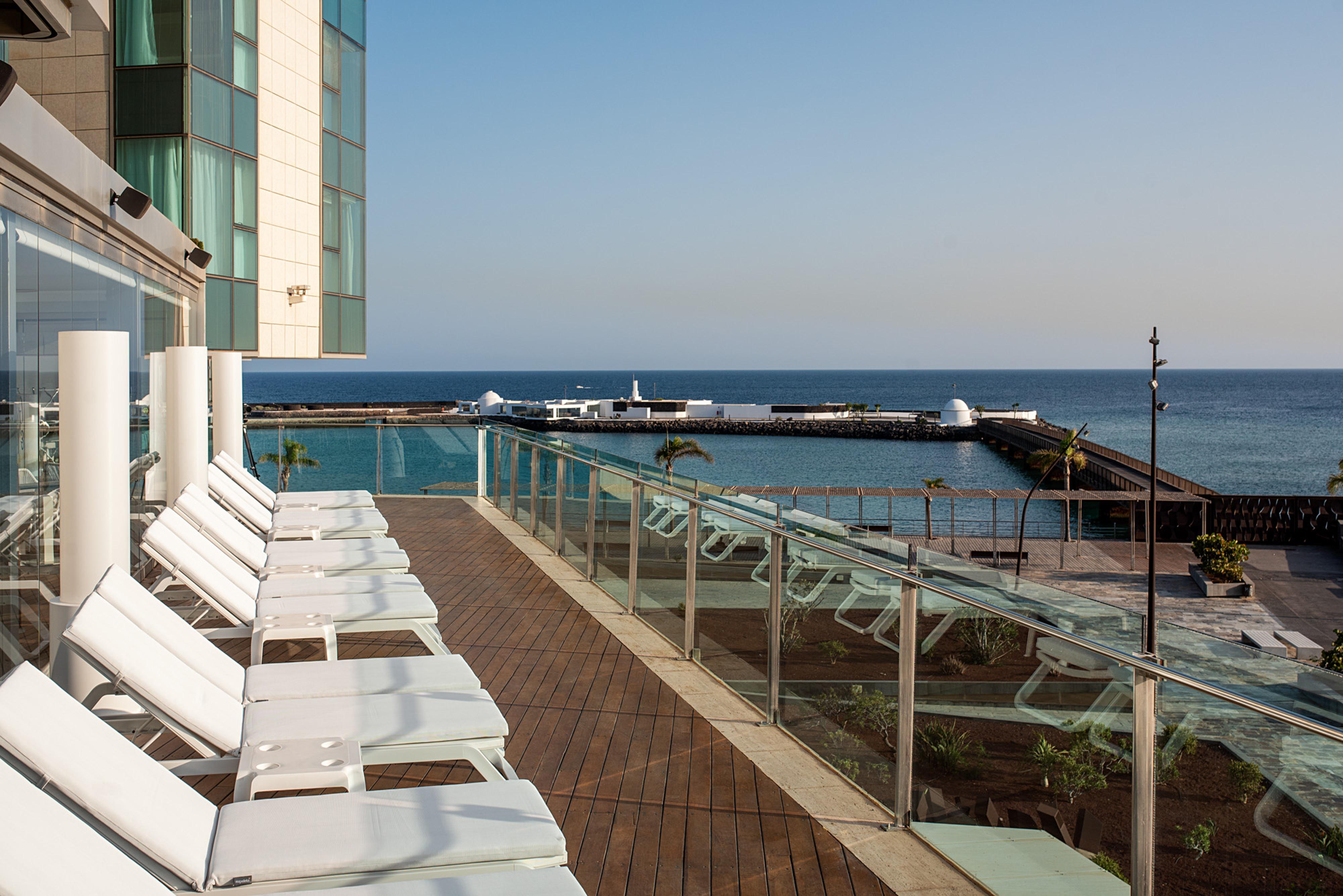 Arrecife Gran Hotel & Spa Exterior photo View of the port of Limassol