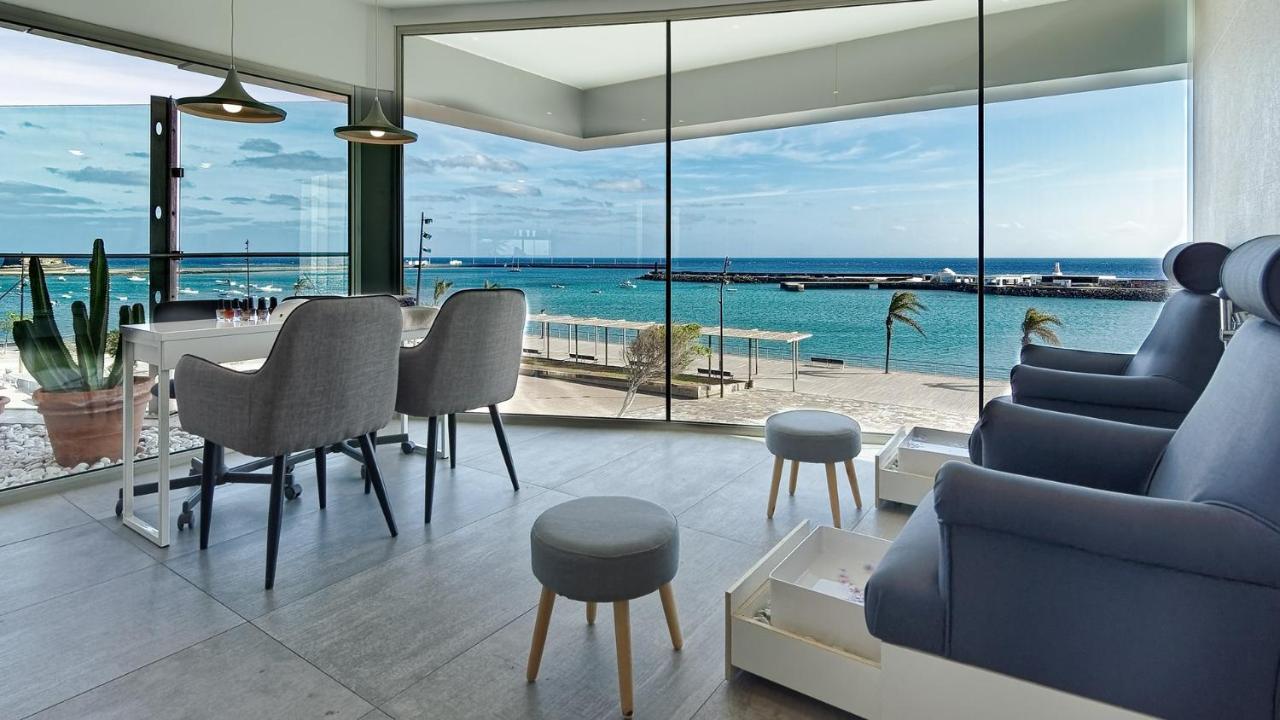 Arrecife Gran Hotel & Spa Exterior photo The interior of the hotel