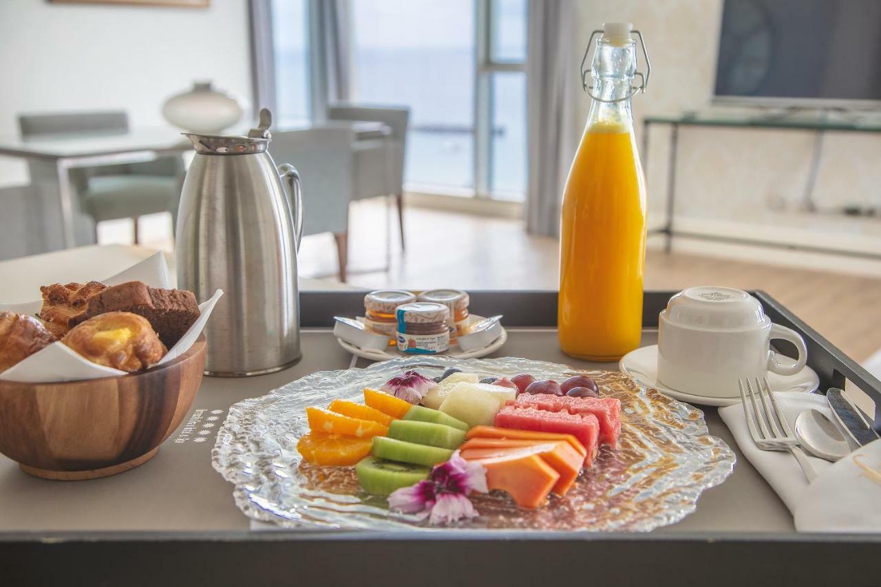 Arrecife Gran Hotel & Spa Exterior photo A fruit plate